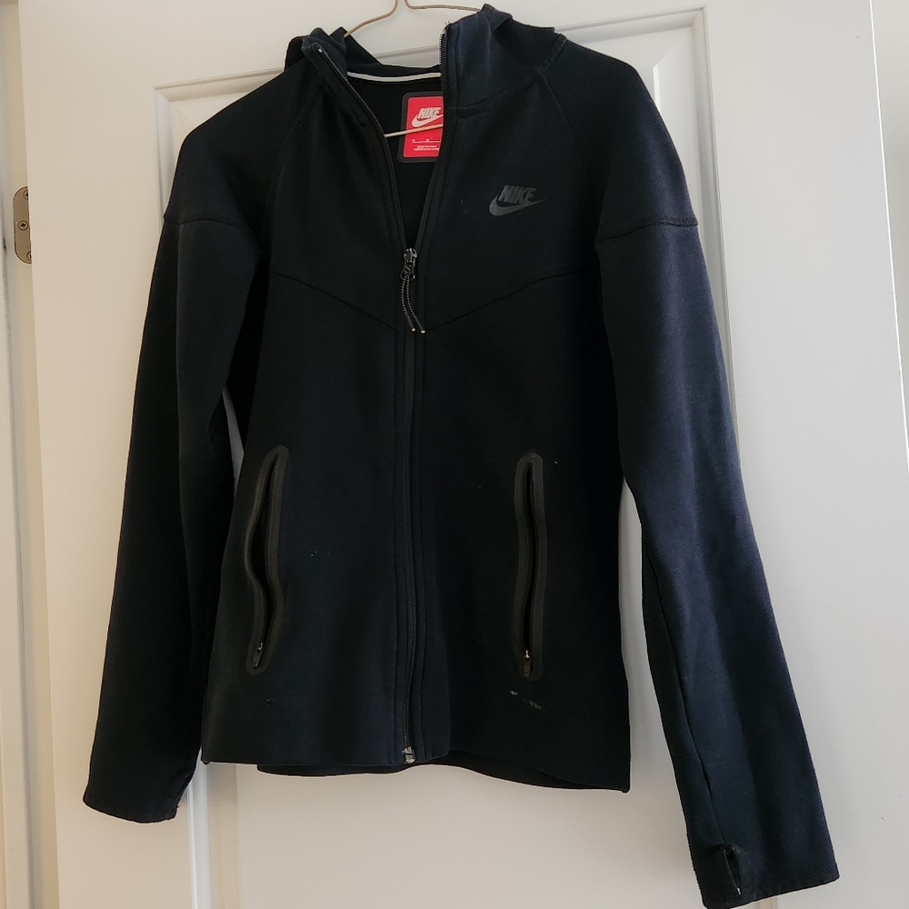 Nike Sweater